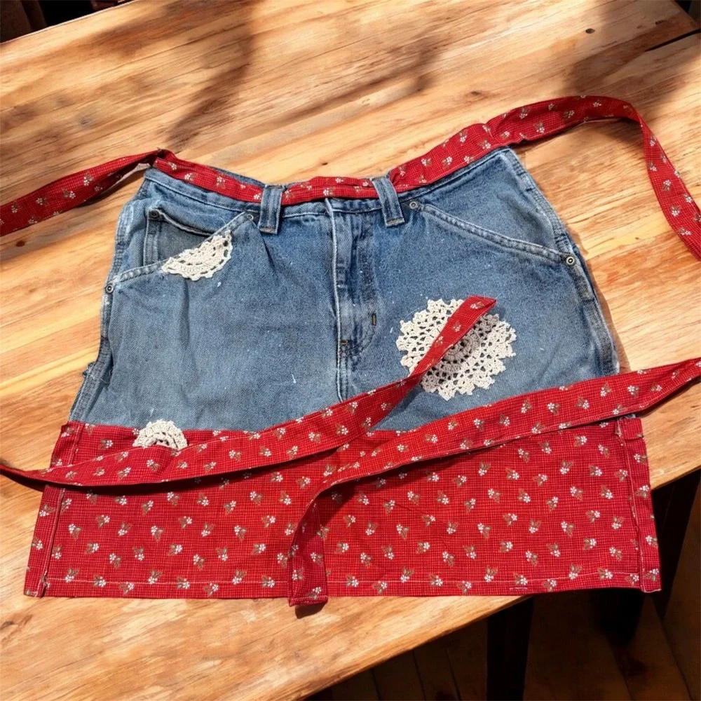 Upcycled Denim Apron - Picture 2 of 4